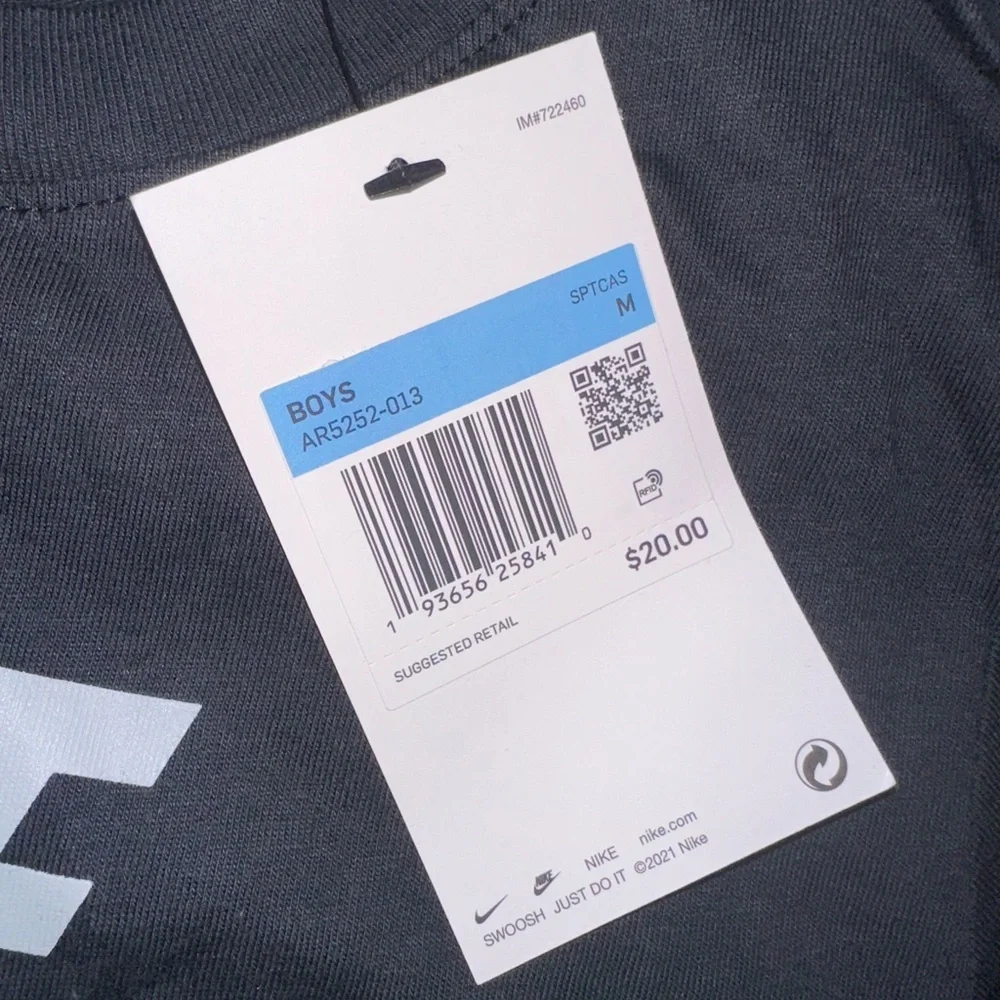 Nike Boys Black T-Shirt - The Nike Tee - Gray White Nike Swoosh Front - NEW M